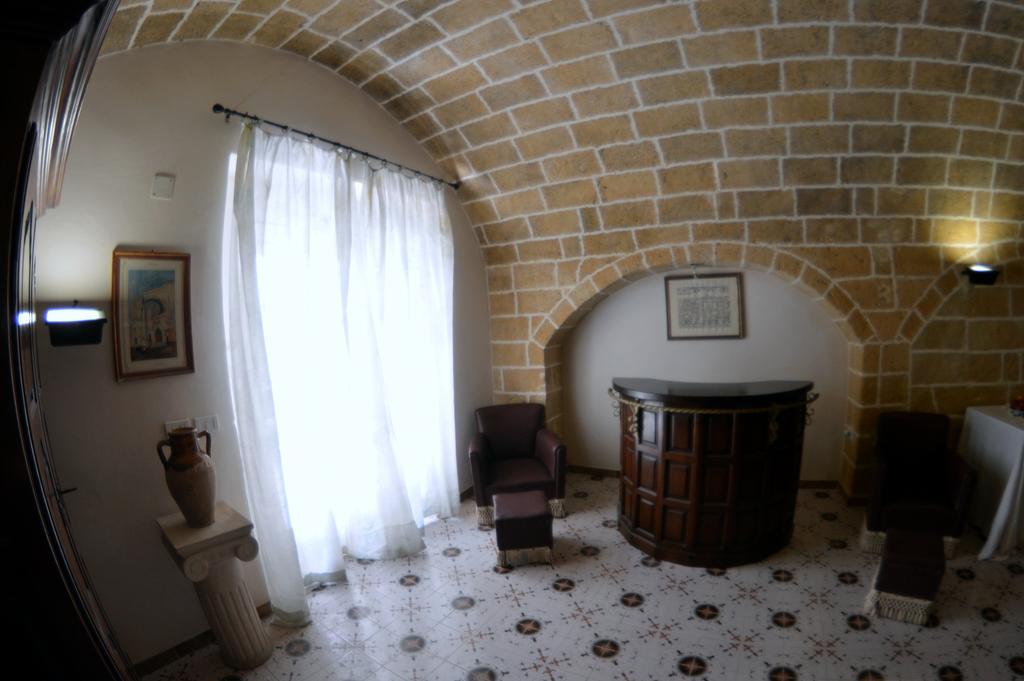 Palazzo Piccioli Ξενοδοχείο Gallipoli Εξωτερικό φωτογραφία